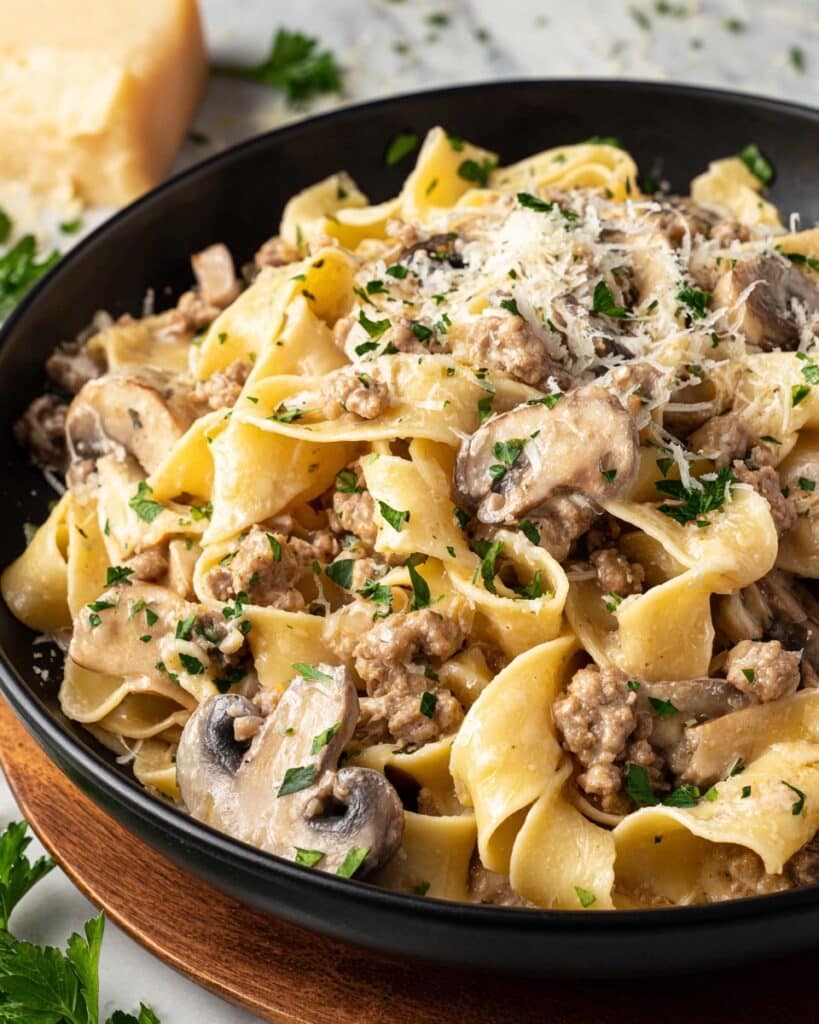 Creamy Ground Beef Alfredo Pasta Recipe