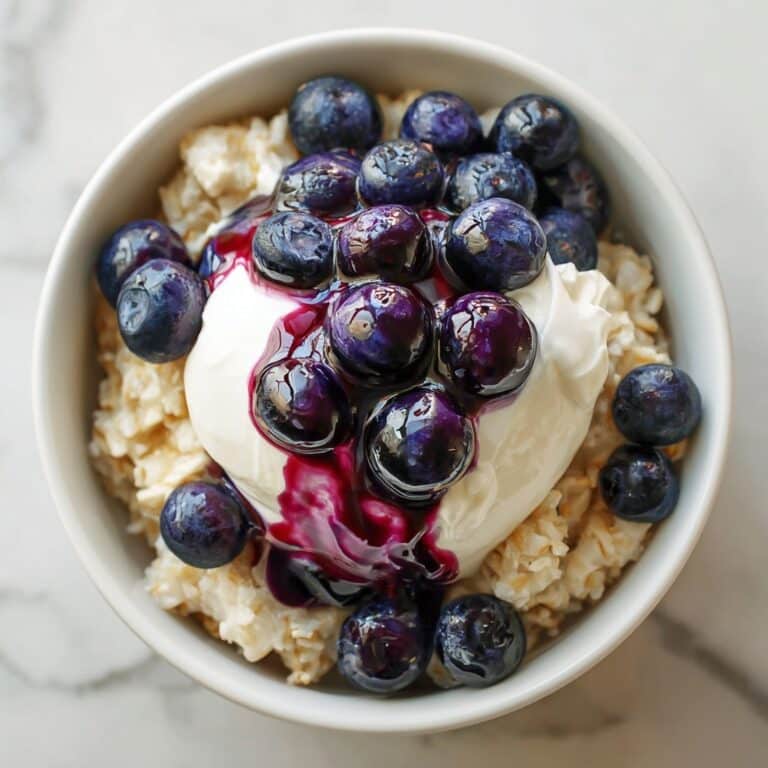 Blueberry Cheesecake Baked Oats Recipe