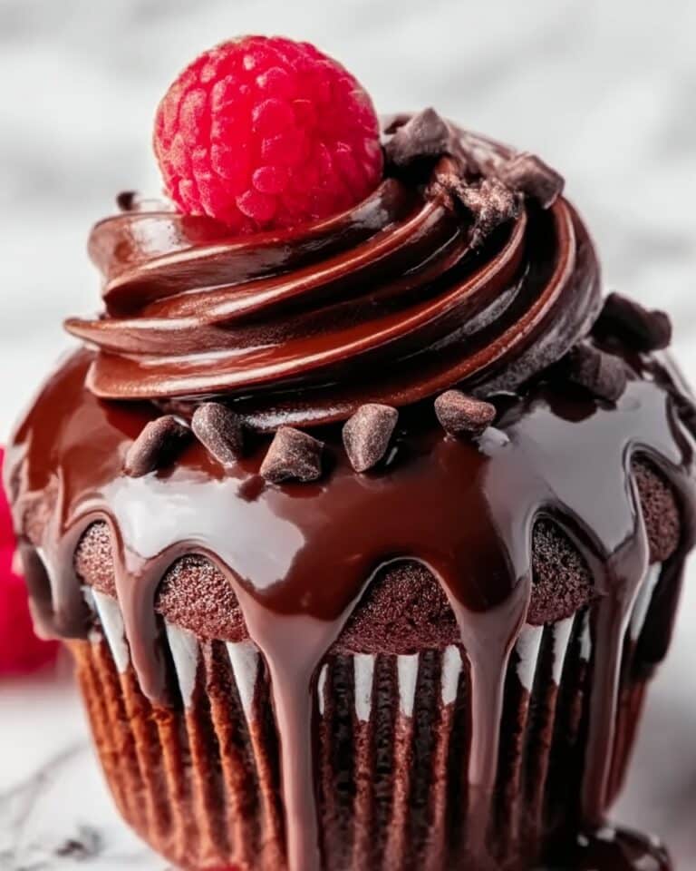 Irresistible Raspberry Chocolate Cupcakes Recipe